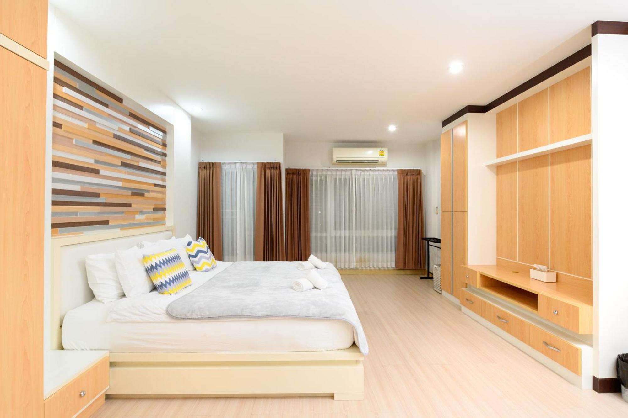 Calla House Hatyai For 18pax In Prime Location 6 Mins Drive To Lee Grd *