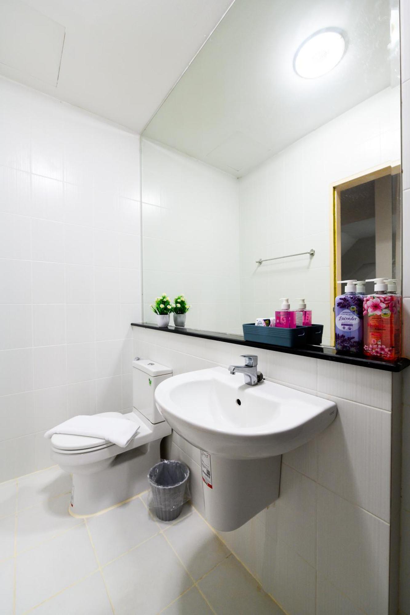Calla House Hatyai For 18pax In Prime Location 6 Mins Drive To Lee Grd * Hat Yai