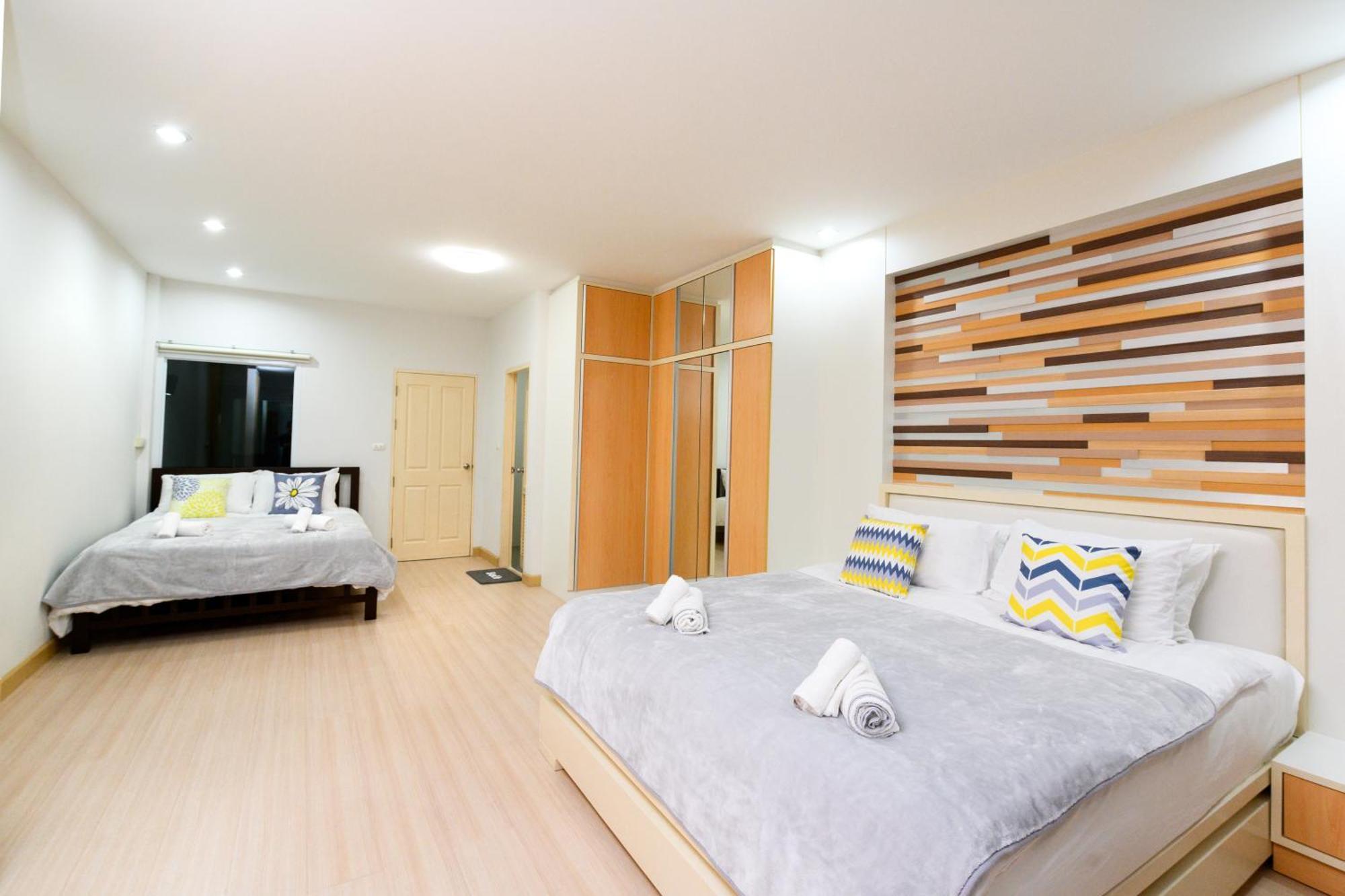 Ferienhaus Calla House Hatyai For 18pax In Prime Location 6 Mins Drive To Lee Grd